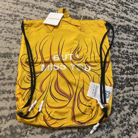 PUSHBUTTON Yellow Crying Girl Backpack - Picture 4 of 5